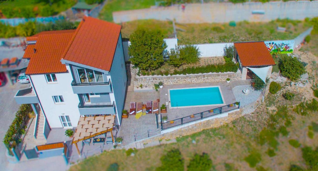 Hill Apartment With Private Pool Kučine Zewnętrze zdjęcie