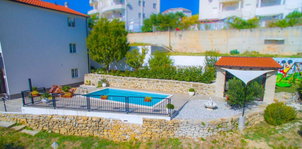 Hill Apartment With Private Pool Kučine Zewnętrze zdjęcie